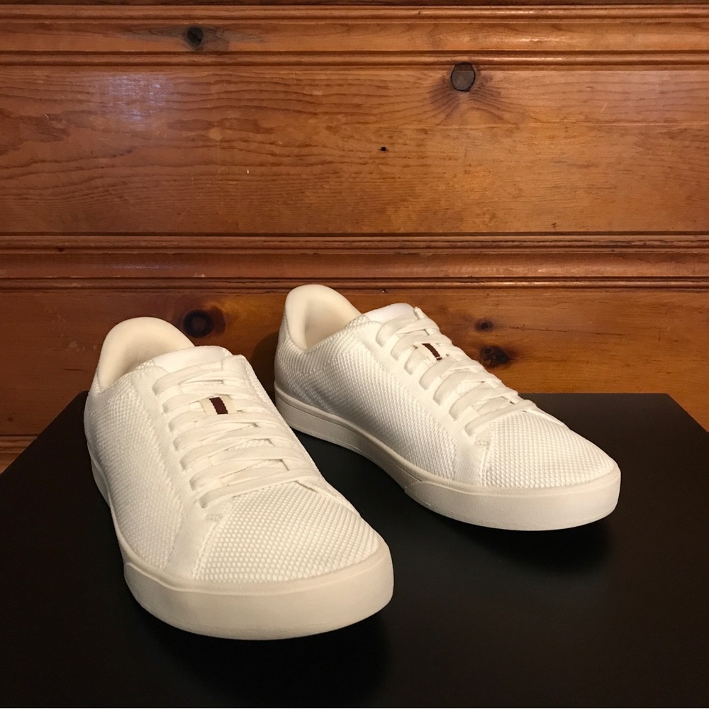 Kizik Knit White Sneaker Size 8 - Picture 2 of 11